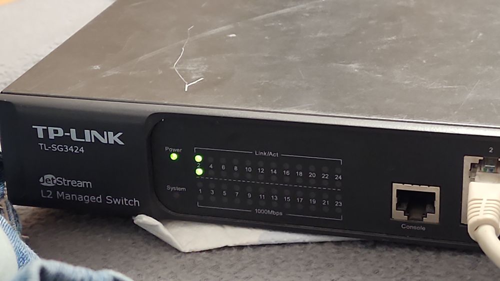 Switch TP-LINK TL-SG3424, 24 porturi x 10/100/1000Mbps + 4 x SFP cu management