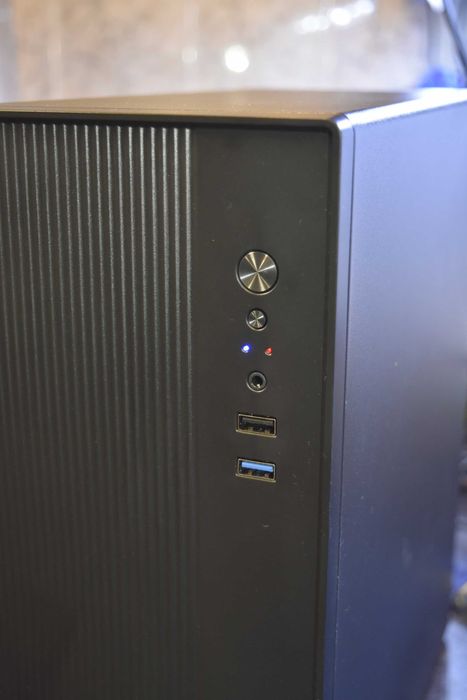 Персонален компютър / офис I5 7400 8 GB DDR4 SSD нова кутия