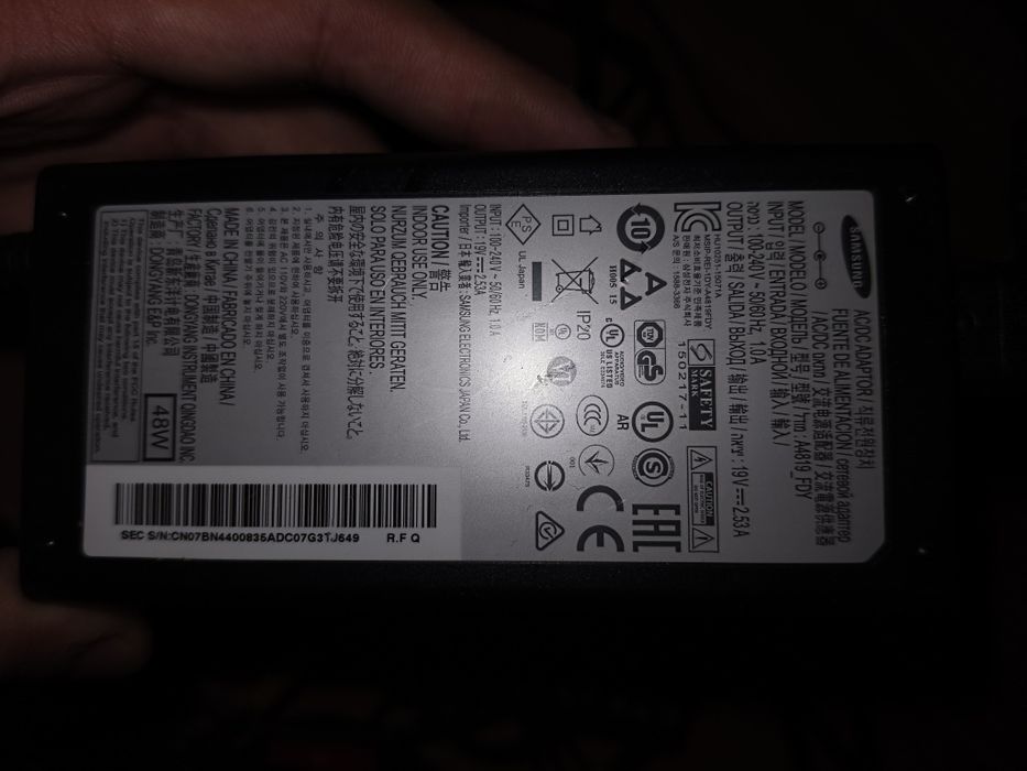 Телевизор Samsung UE32J4000 32" (81 см) б/у — Полный комплект