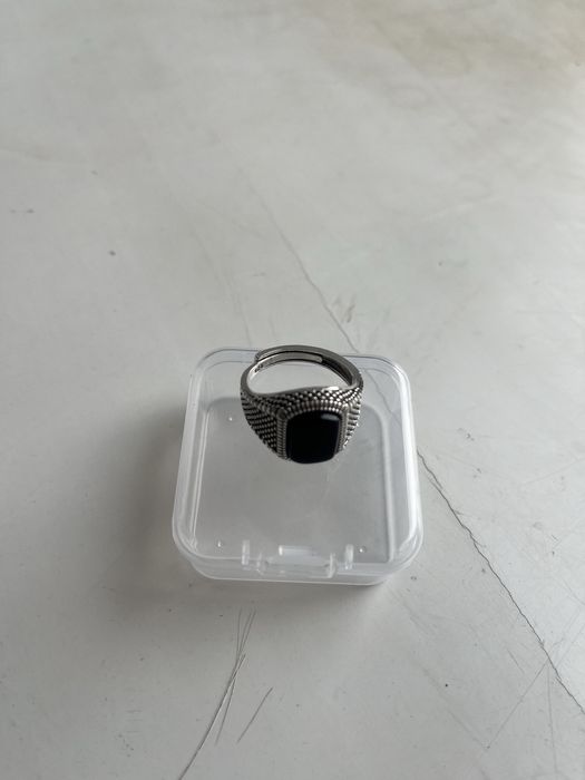 Продам кольцо мужское универсальный размер