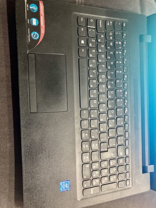 Лаптоп  Lenovo.