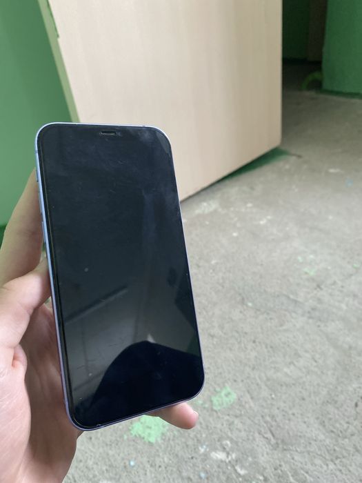 Продам айфон 12 apple 12