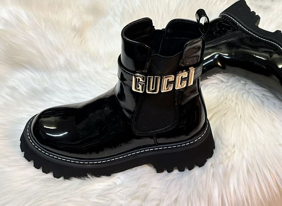 Ghete de dama imblanite, lacuite