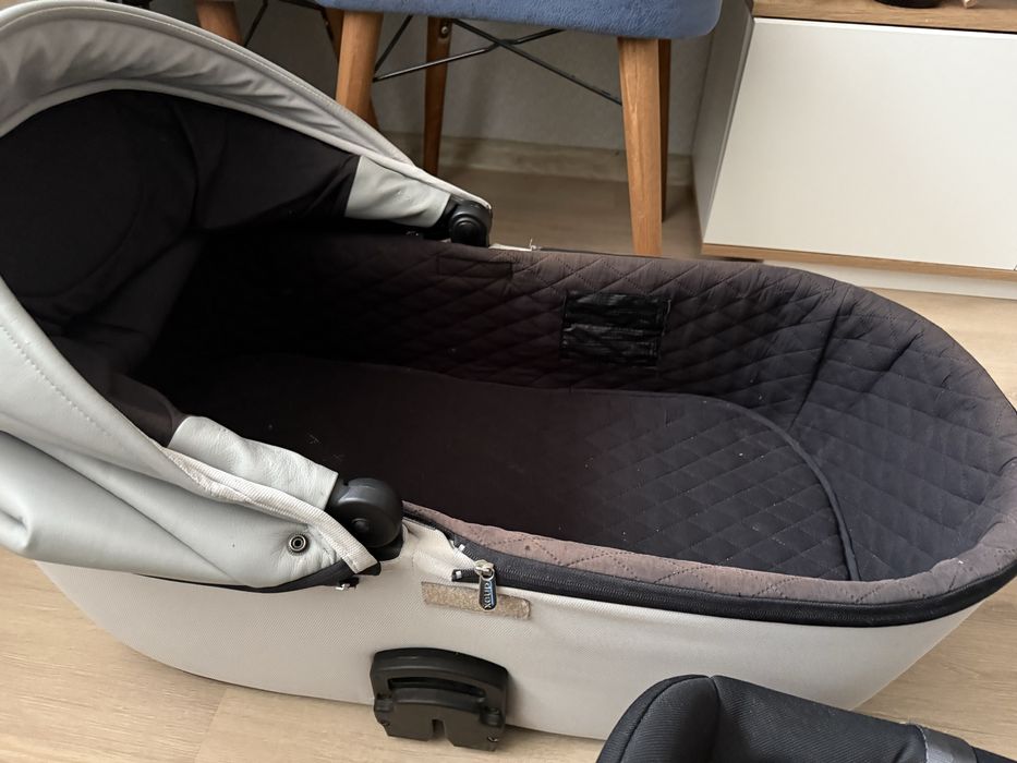 Продам коляску Anex cross 3 в 1