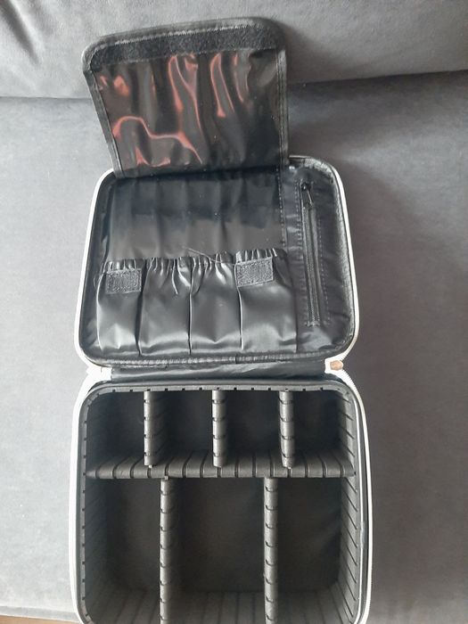 Продам косметичку