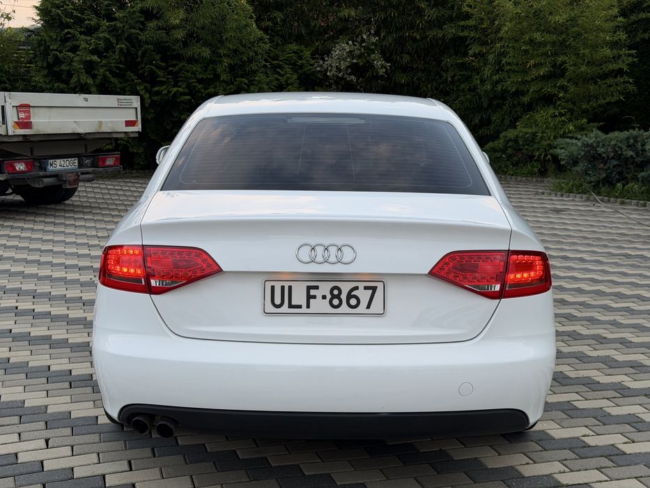 Audi A4 2.0 diesel  170 cp 2011 full led