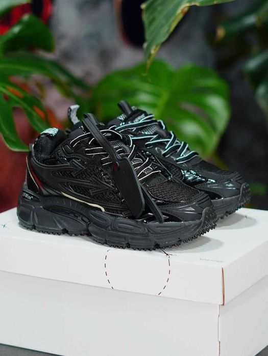 Off-White Be Right Back - Black