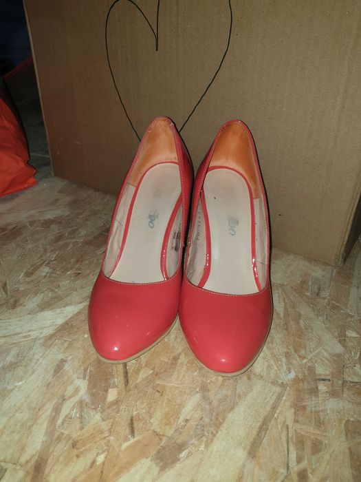 Pantofi de piele marimea 35