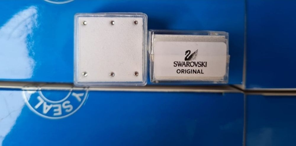 Bijuterii dentare Swarovski