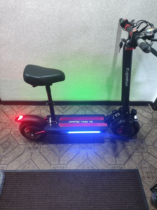 Продам электросамокат