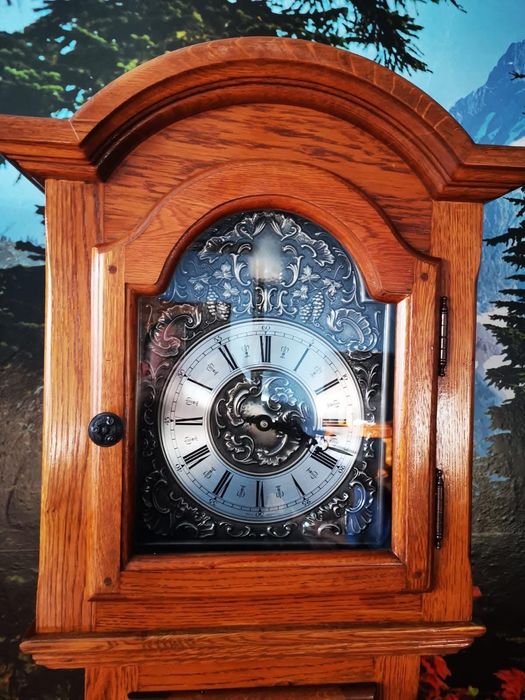 Часовник паркетен