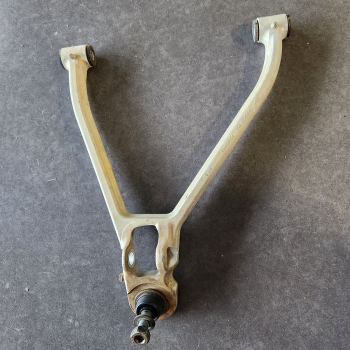 Употр. Горни Носачи Десен за 2007 - 2010 Can-Am Renegade 800