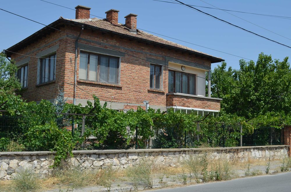 Продава се Къща в с. Радиново, Област Пловдив - 173 кв.м за 1619 €/кв.м - Снимка #2