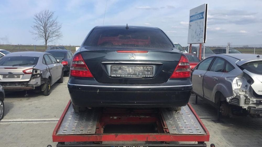 Dezmembram MB E Class W 211 3.0 CDI cutie automata,an fabr. 2006