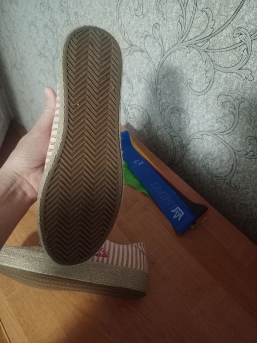 Кеды женские 40-41 размер.