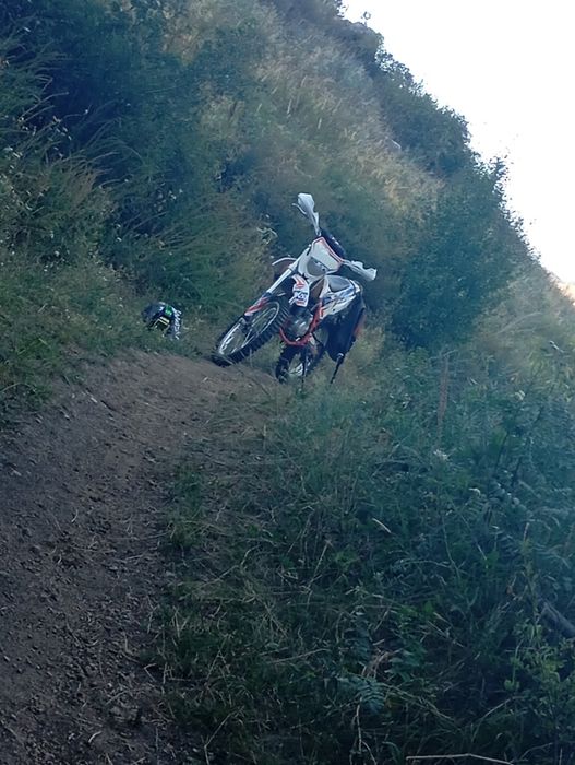 Индуро матоцикл ..