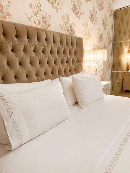 Vând apartament 2 camere LUX