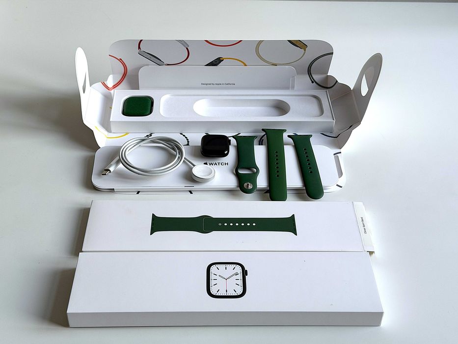 Apple Watch (Series 7 / Зеленый)