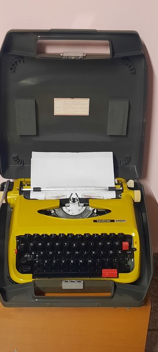 Mașină de scris Prasident super de luxe impecabilă