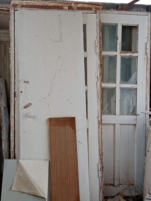 Продаются окна и двери деревянные