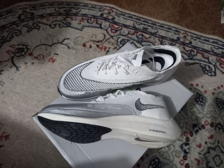 Мужские  кроссовки