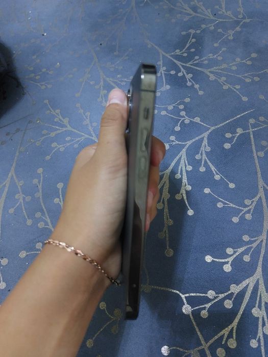 Iphone 12 pro holati ideal yomks 95