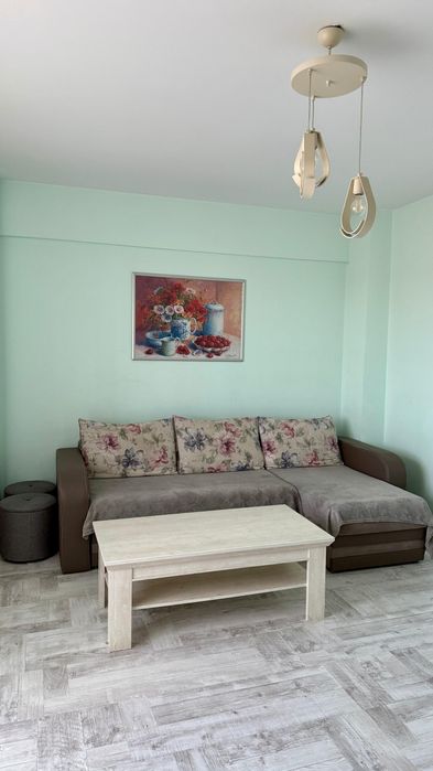 Vand apartament 48mp+7mp balcon
