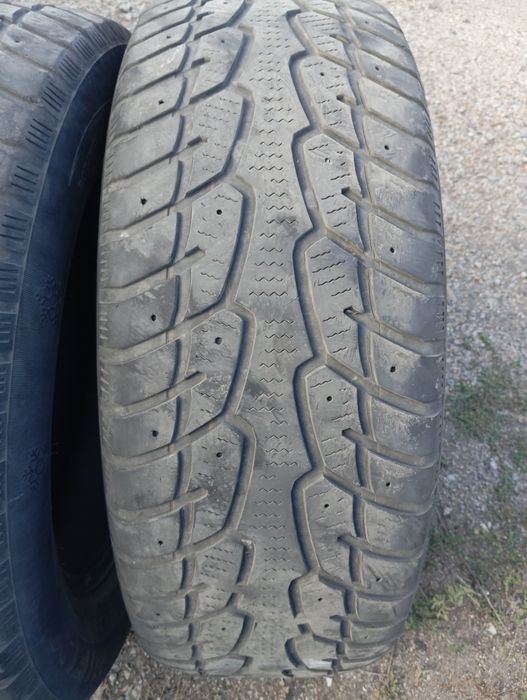 Продам авто резину 235/60/17