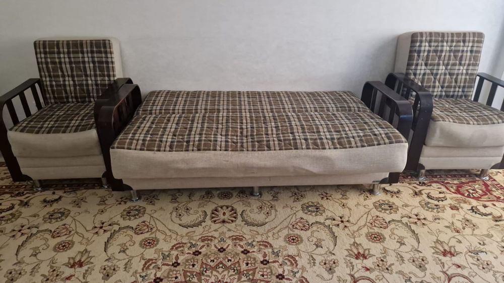 Диван комплект сатылады