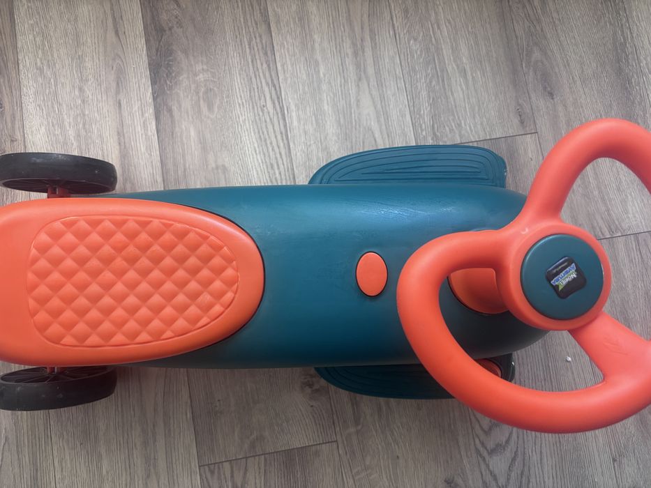 Scuter electric pentru copii