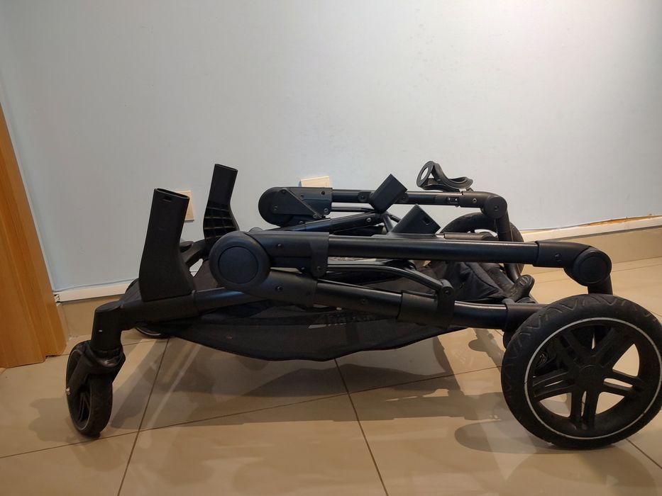 Количка за близнаци Hauck