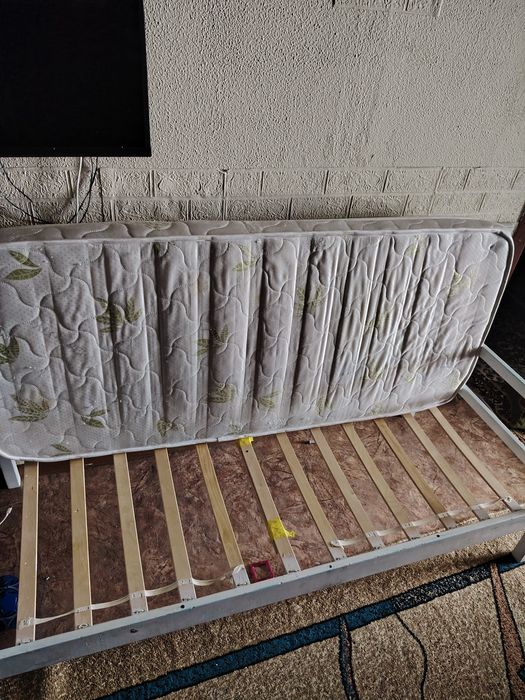 Продам детскую кроватку