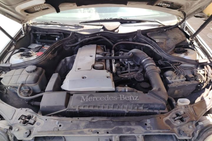 Lampa / Tripla stop stanga pe aripa Mercedes-Benz C-Class W203