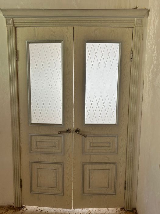 Продам б/ у двери . В хорошем состочнии