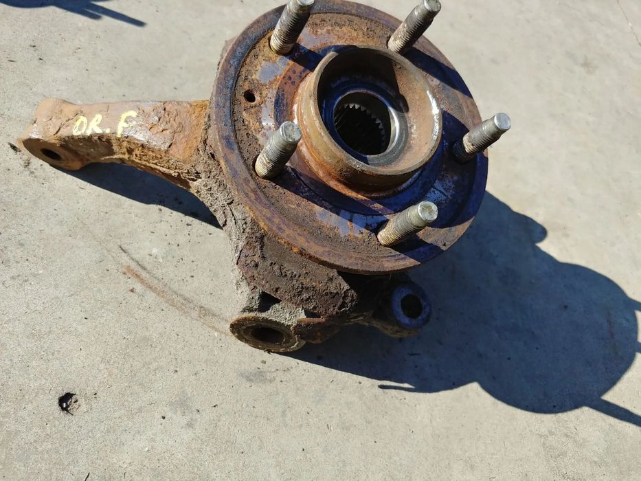 fuzeta dreapta fata 2.0 d  opel antara a l07  chevrolet captiva