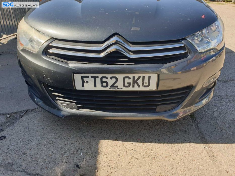 Bara Spoiler Fata cu Grile si Proiectoare FARA Grila cu Emblema Citroen C4 II 2010 - 2015 Culoare KTP [C7817]