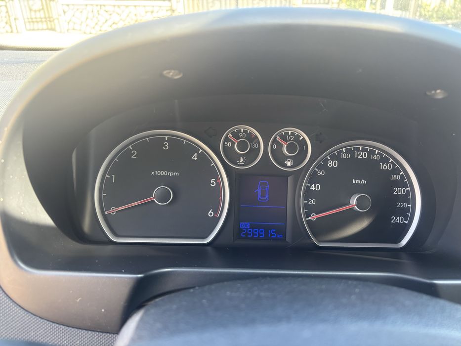 HYUNDAI i30 2010 — imagine 5