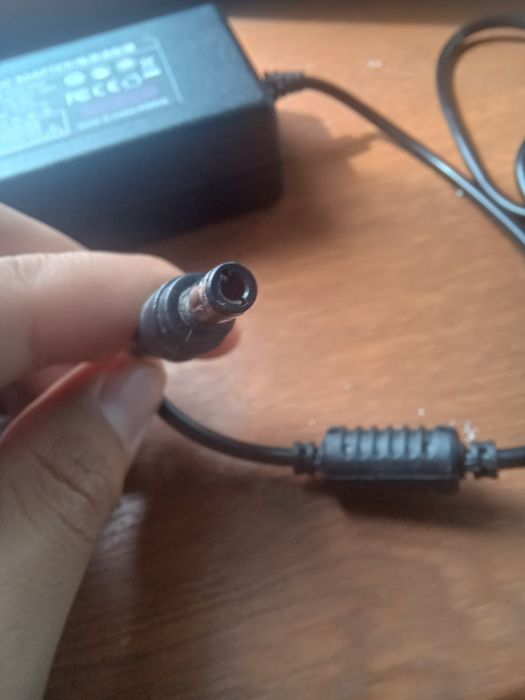 DC-IN адаптер 12V ≡ 3A