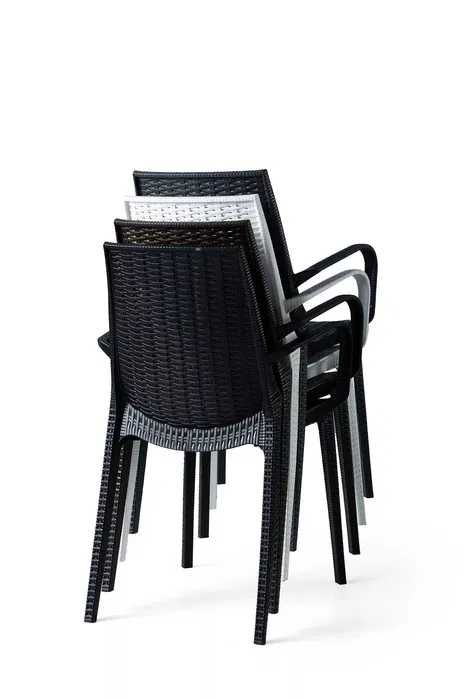 Комплект маса + 6 стола или 4 стола ратан 3 цвята и размери маси мод.5