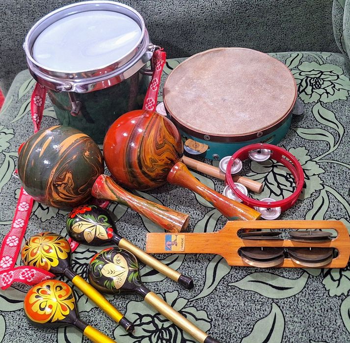 Продам комплект музыкальных инструментов