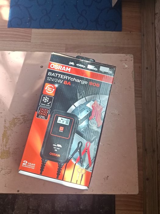 Новая зарядка для аккумулятора