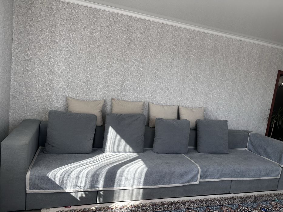 Диван в хорошем состоянии