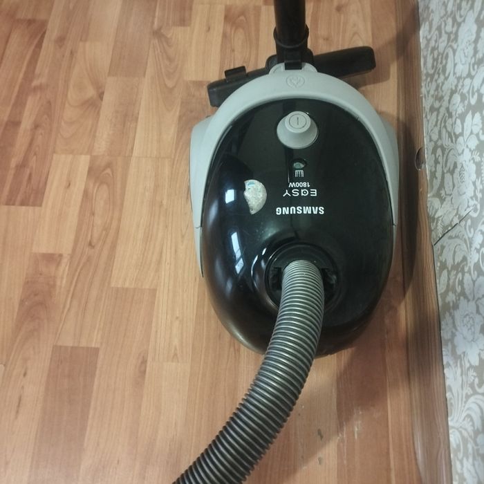 Пылесос б/у Samsung