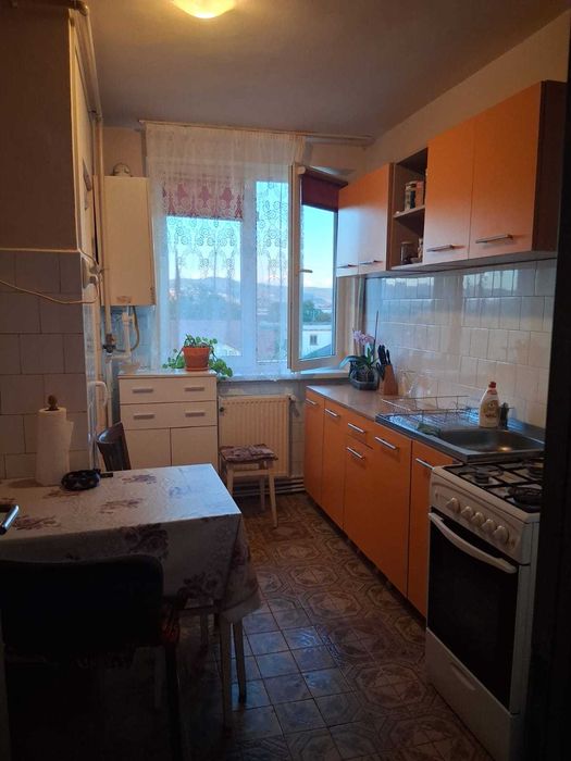 Vanzare apartament cu 2 camere Deva