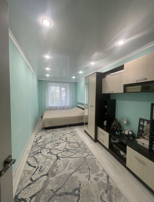 Сдам 2х комн квартиру