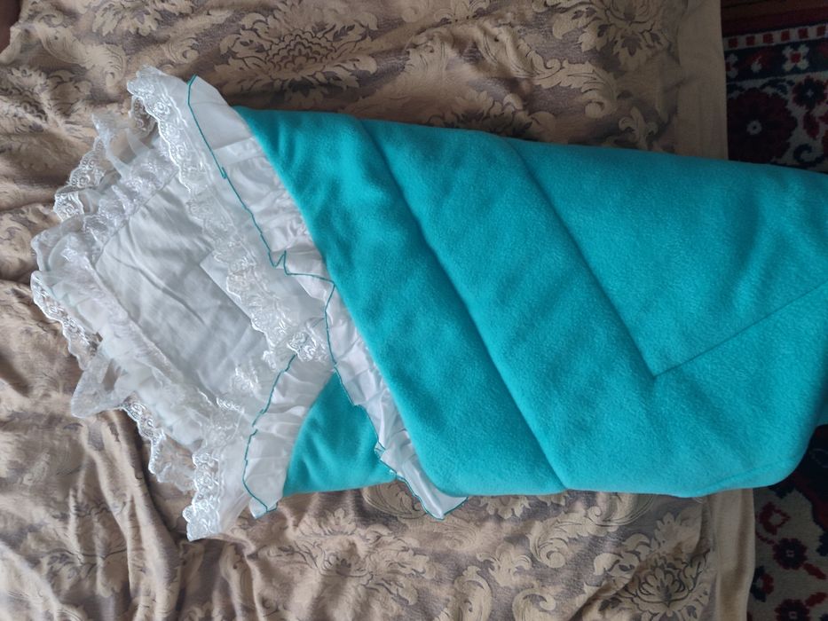 Продам конверт на выписку для мальчика