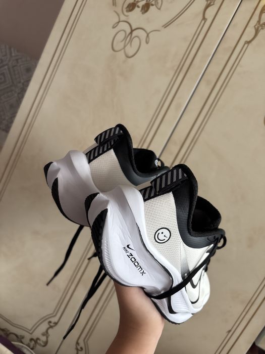 крассовки Nike ZoomX оригинал