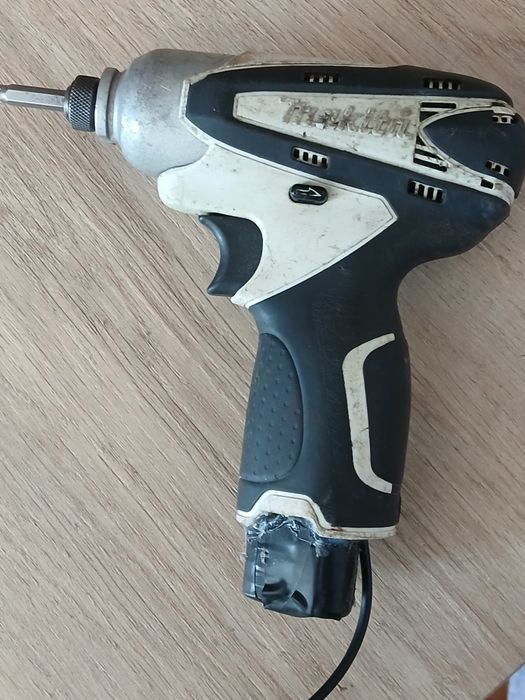 Autofiletanta makita