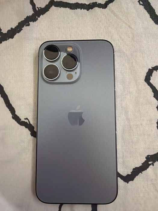 продаю айфон 13 про