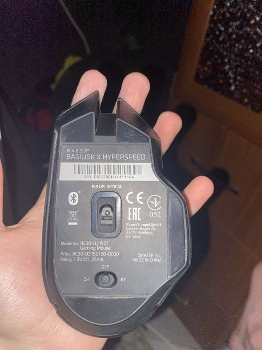 Продам мышку razer basilisk v2